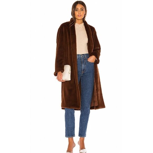 Vince Plush Long Coat in Mahogany. - Picture 5 of 14